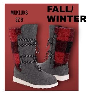 MukLuk plaid Boots Sz 8 women